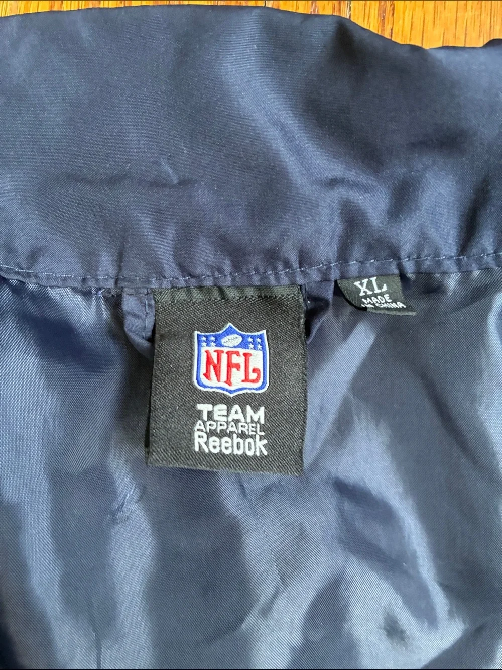 Navy NFL Chicago Bears Apparel Rain Jacket - Picture 2 of 5